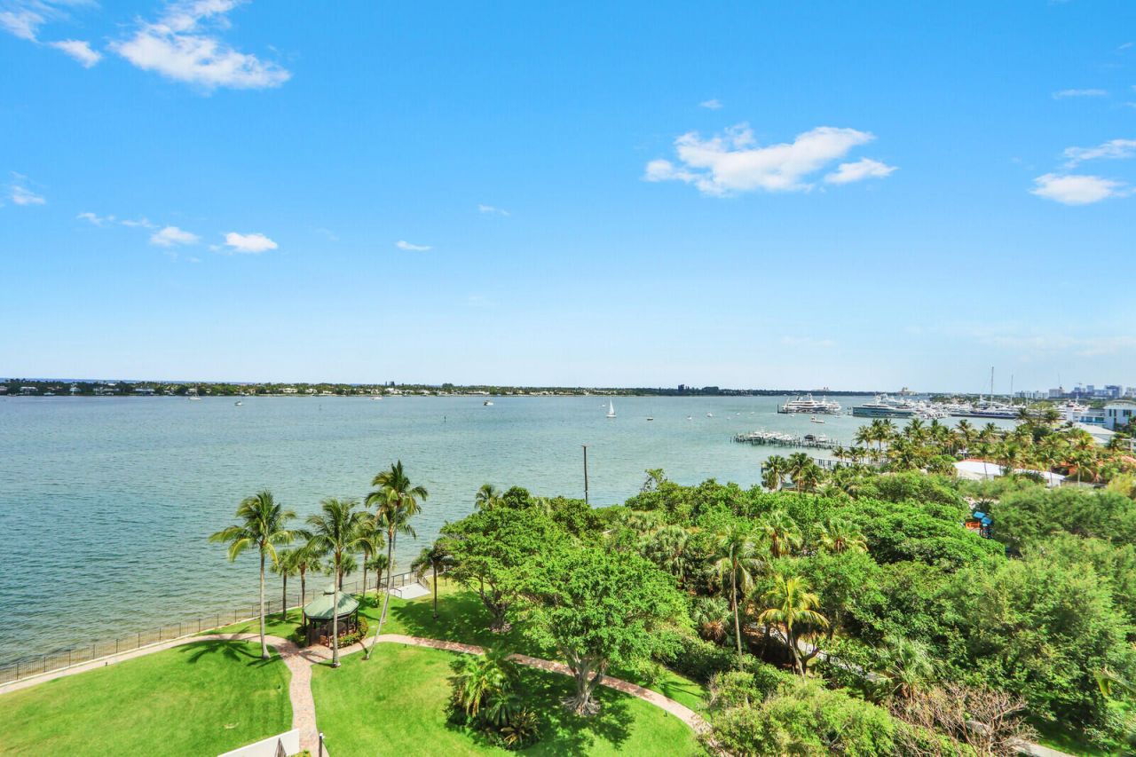 5200 N Flagler Drive N, Unit 905, West Palm Beach, FL 33407 Photo