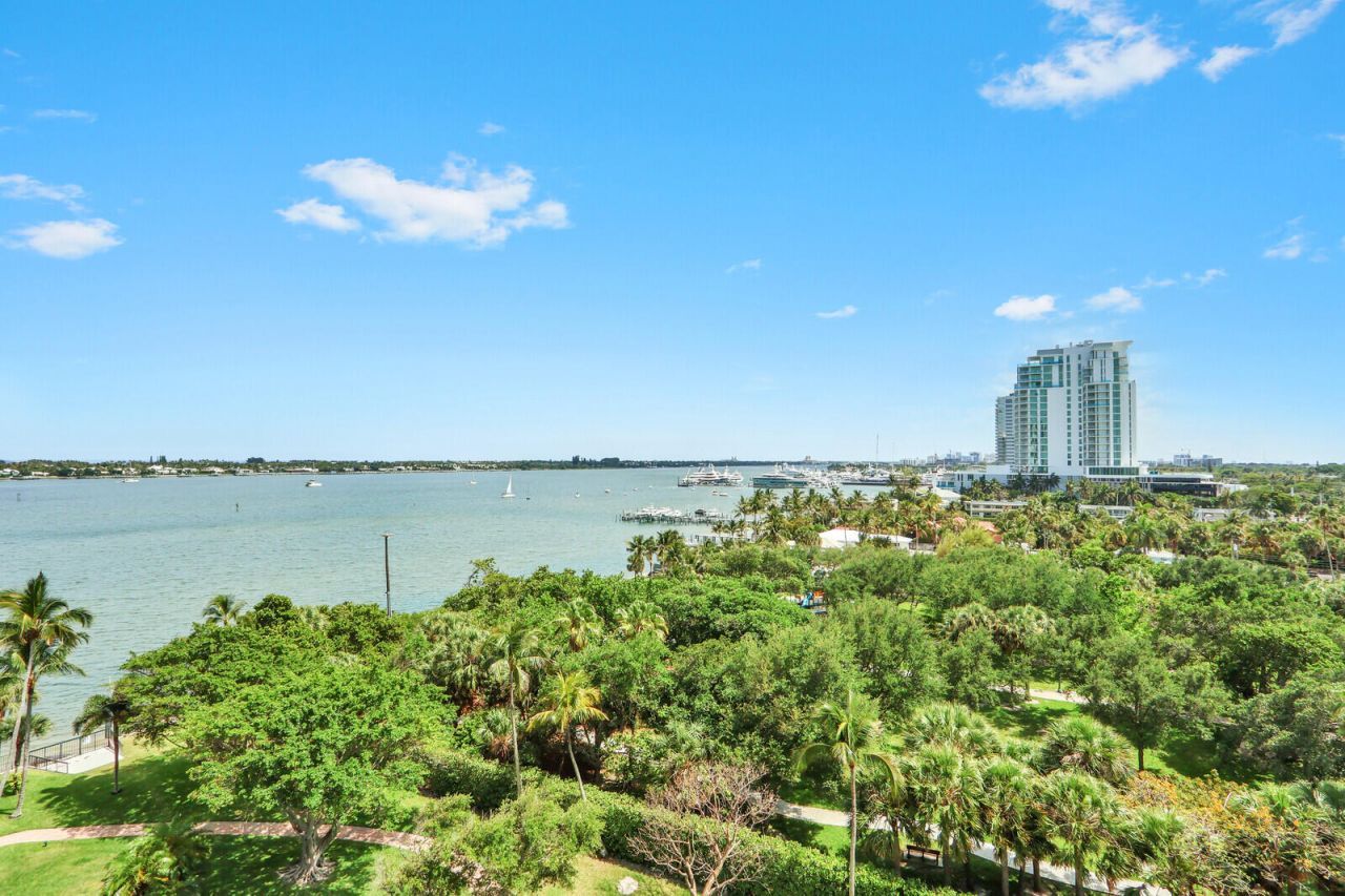 5200 N Flagler Drive N, Unit 905, West Palm Beach, FL 33407 Photo