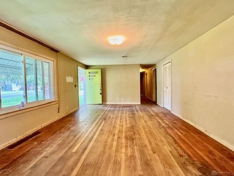 614 Bonnycastle Avenue, Englewood, OH 45322 Photo 9