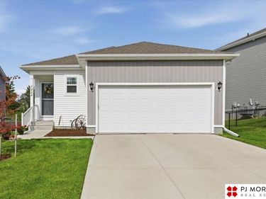 7924 N 95th Avenue , Omaha, NE 68122