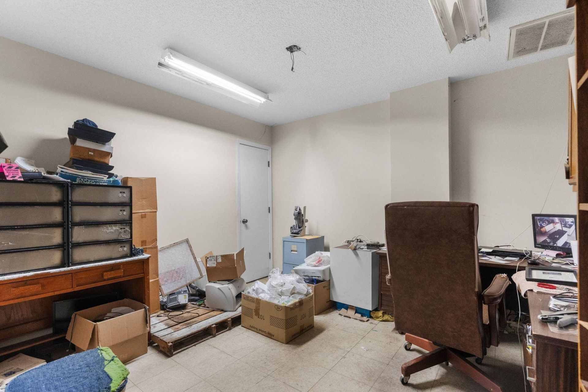 1510 3rd Ave. Photo 18