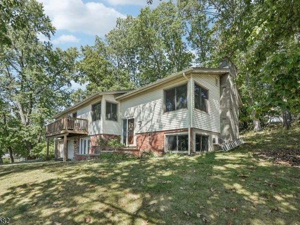 3 Alpine Ter, Sparta, NJ 07871
