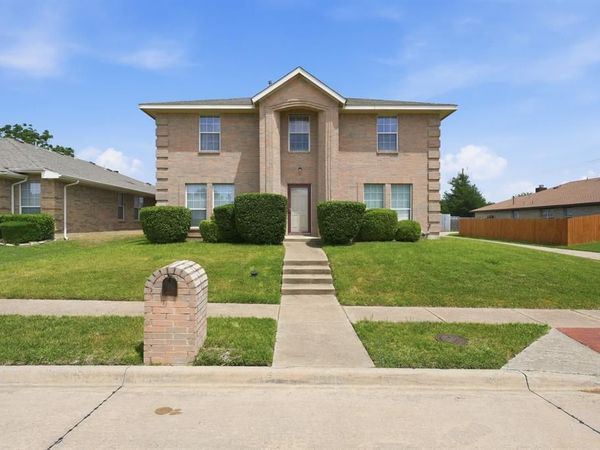 1308 Arbordale Court, Lancaster, TX 75134