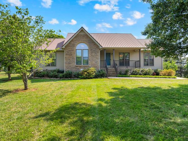 925 N Vine St , Winchester, TN 37398