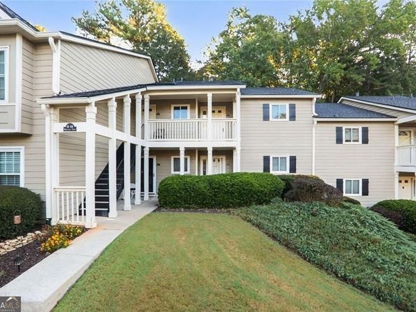 64 Middleton Court SE, Smyrna, GA 30080
