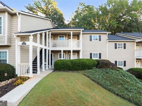64 Middleton Court SE, Smyrna, GA 30080
