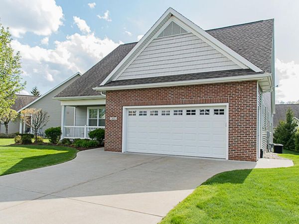 2623 W Port Drive, Kalamazoo, MI 49009