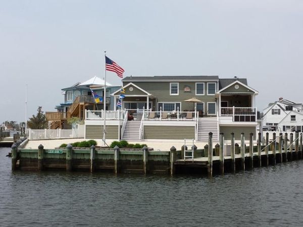 82 JERI ANN DRIVE, MANAHAWKIN, NJ 08050