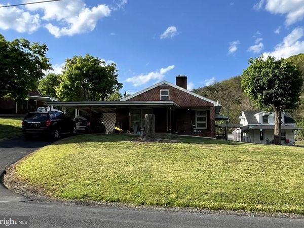 10131 LICKING CREEK ROAD, MIFFLINTOWN, PA 17059
