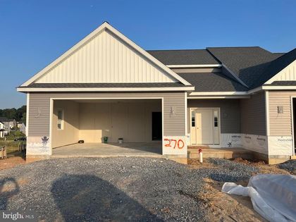 316 RIDGEFIELD DRIVE Elizabethtown, PA 17022