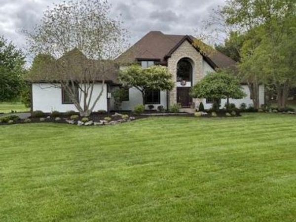 8310 Dublin Road , Powell, OH 43065