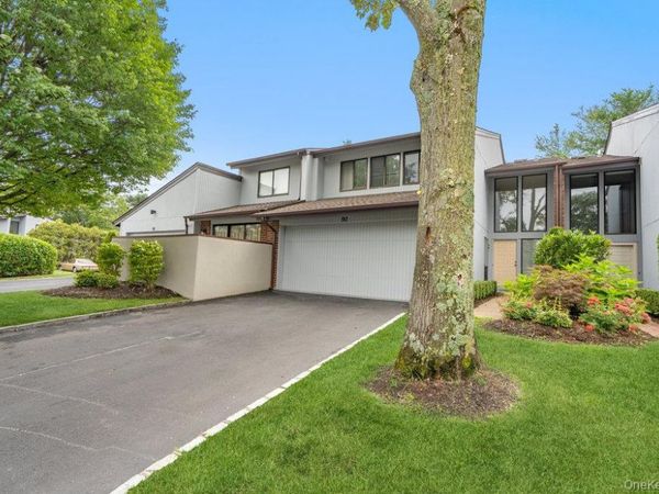 90 Foxwood Drive , Jericho, NY 11753