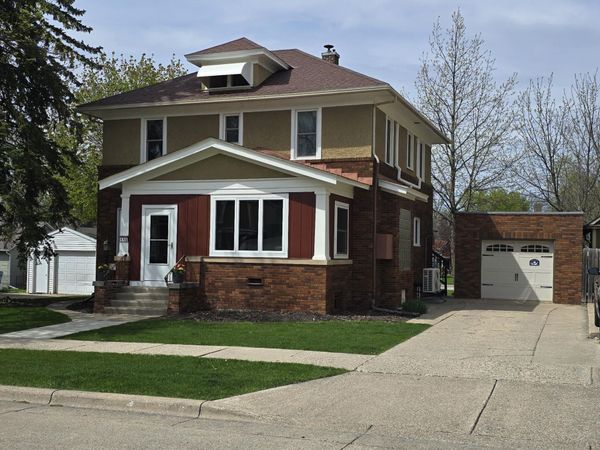116 E School Street, Owatonna, MN 55060