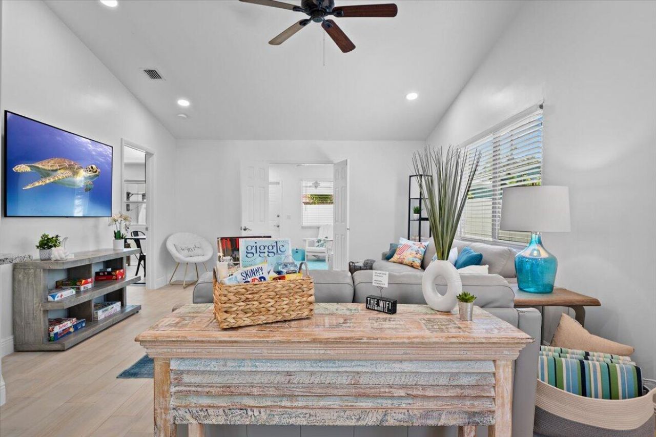 6075 Francis Street, Jupiter, FL 33458 Photo