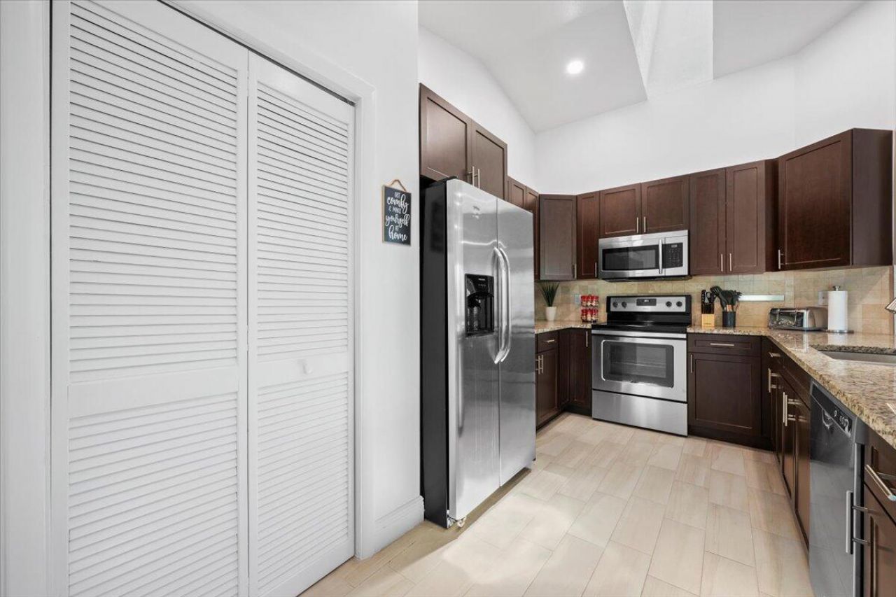 6075 Francis Street, Jupiter, FL 33458 Photo