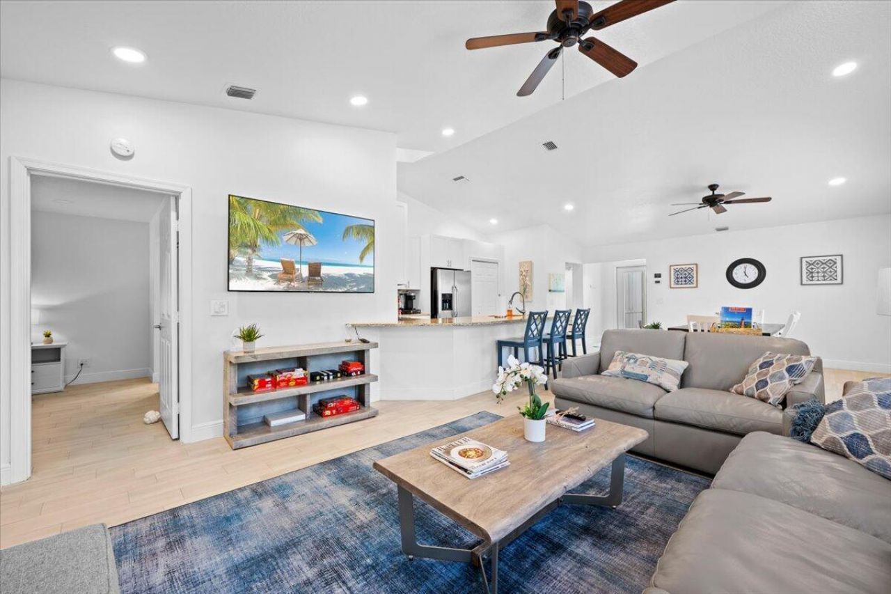 6077 Francis Street, Jupiter, FL 33458 Photo