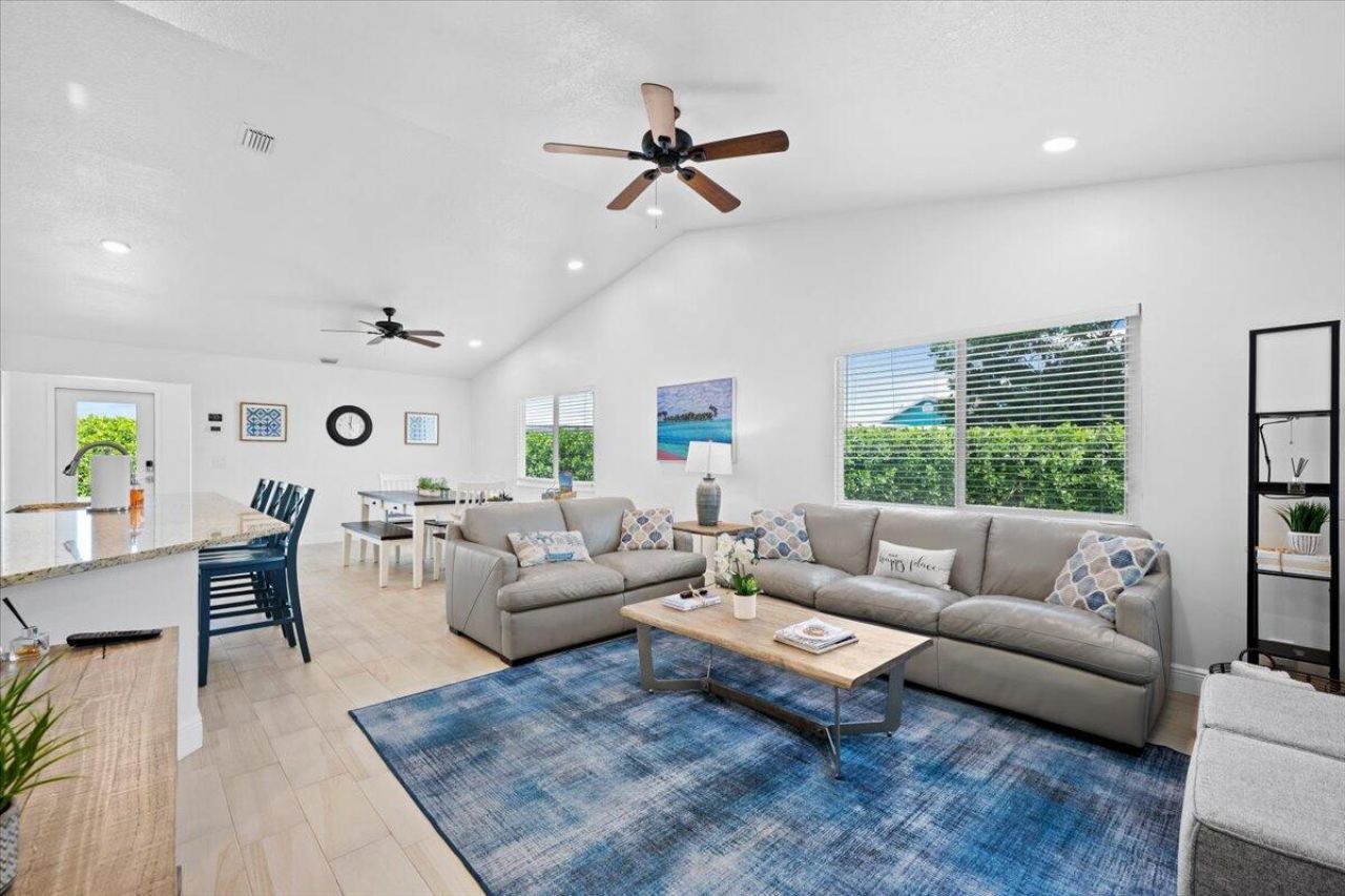 6077 Francis Street, Jupiter, FL 33458 Photo