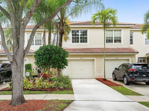 9663 Lago Drive, Boynton Beach, FL 33472