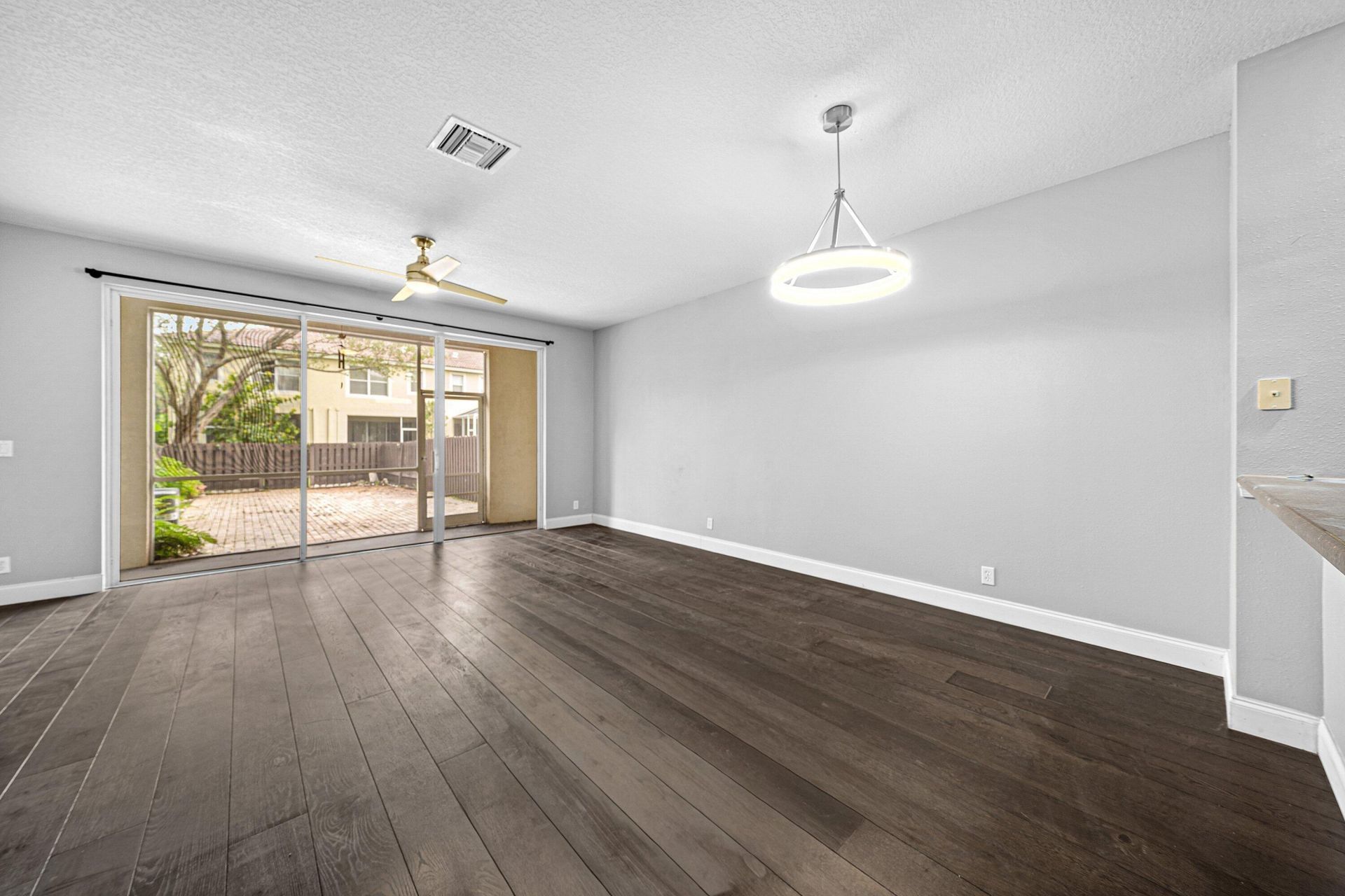 9663 Lago Drive, Boynton Beach, FL 33472 Photo