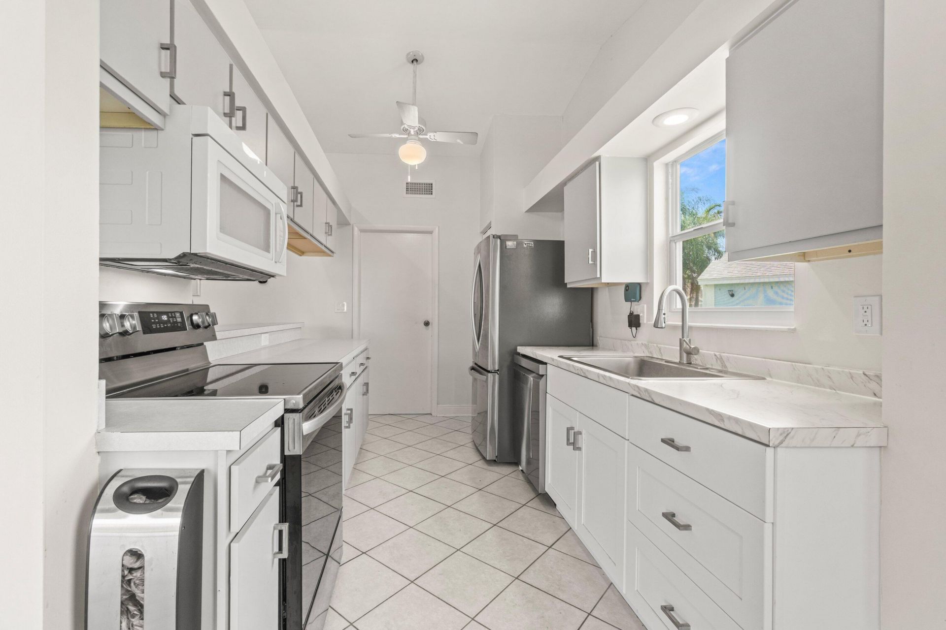 31 Misty Meadow Drive, Boynton Beach, FL 33436 Photo