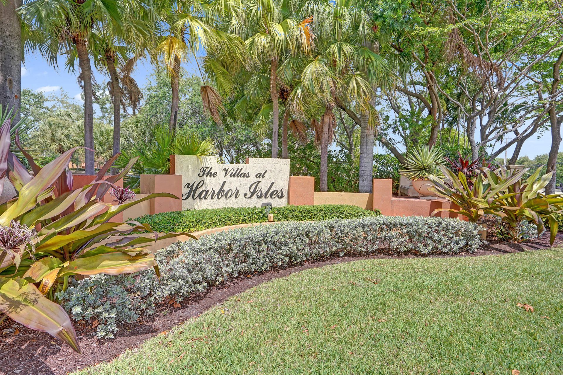 4926 Spinnaker Drive, Unit 5007, Fort Lauderdale, FL 33312 Photo