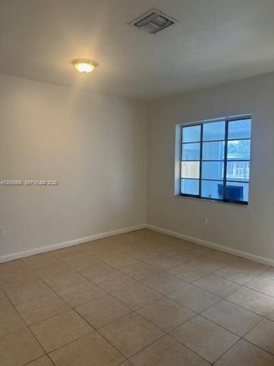 1884 NW 52nd St , Miami, FL 33142 Photo