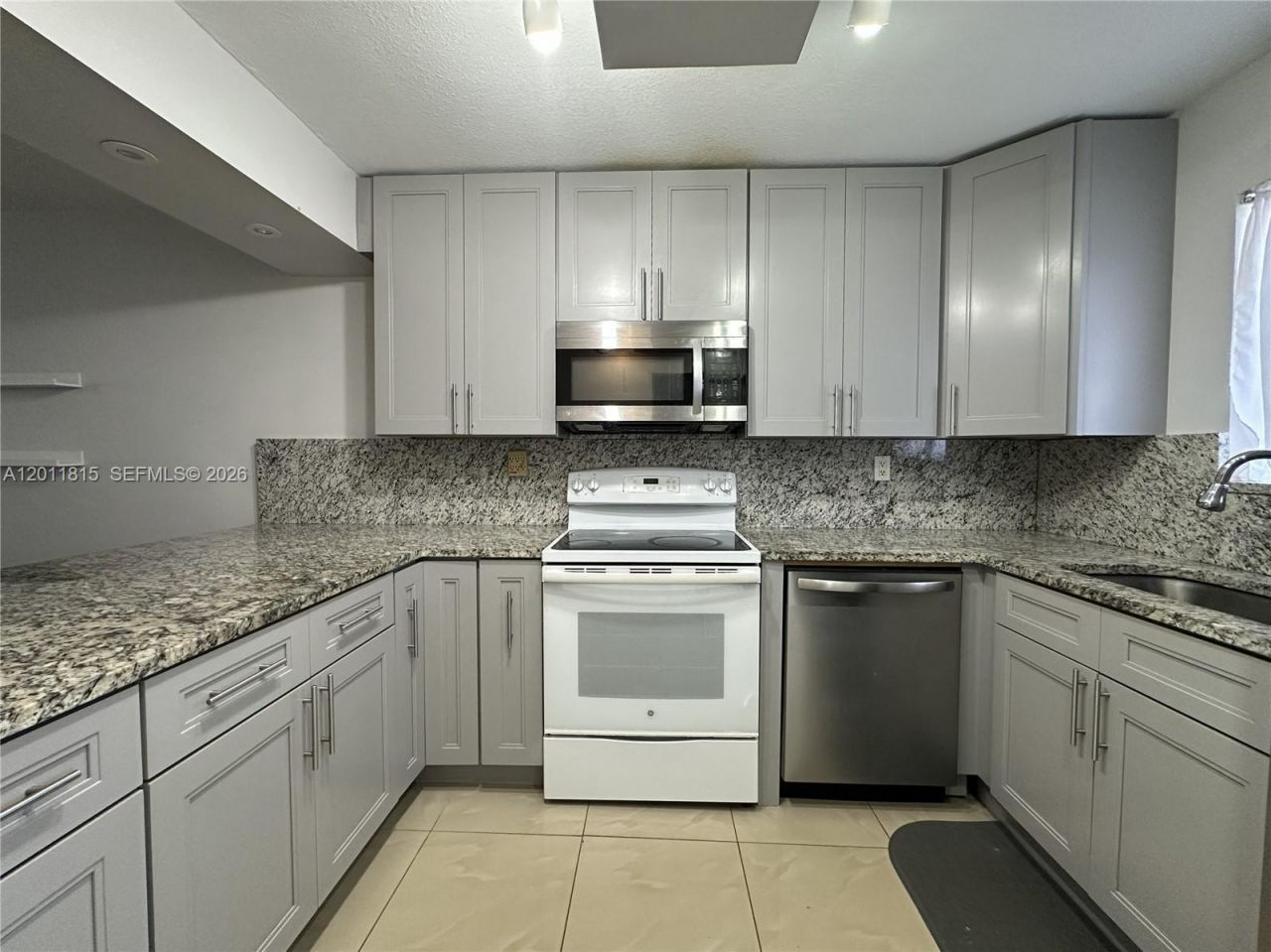 9370 SW 8th St , Unit 107, Boca Raton, FL 33428 Photo