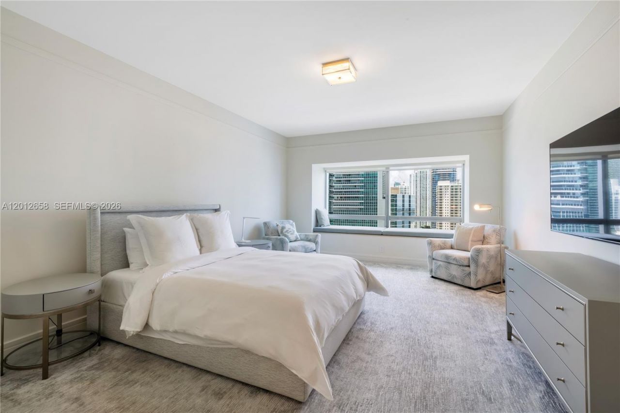 1435 Brickell Ave, Unit 3107, Miami, FL 33131 Photo