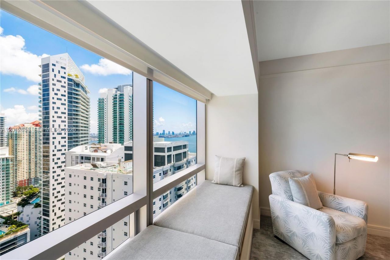 1435 Brickell Ave, Unit 3107, Miami, FL 33131 Photo