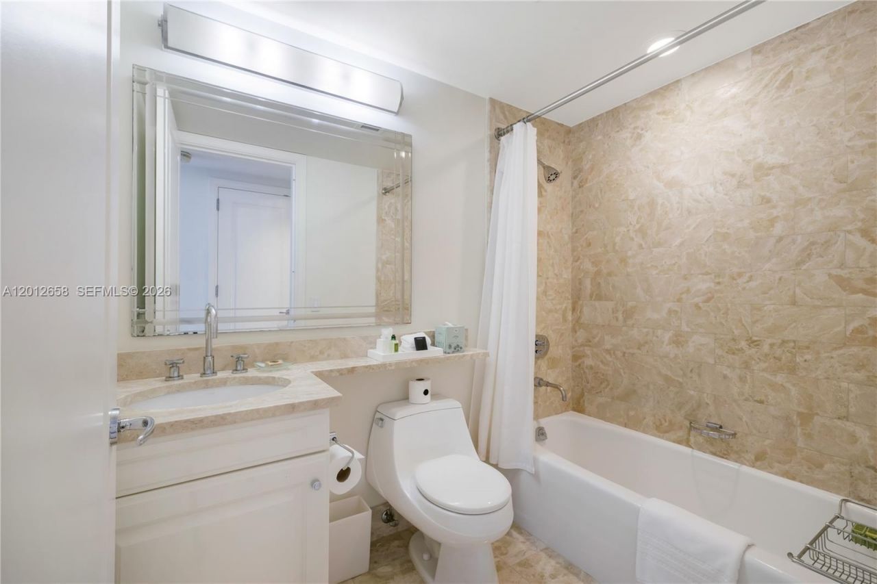 1435 Brickell Ave, Unit 3107, Miami, FL 33131 Photo