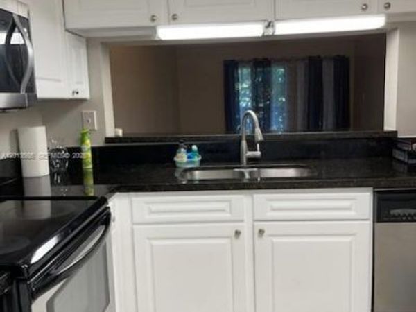 526 SW 113th Way , Unit 526, Pembroke Pines, FL 33025