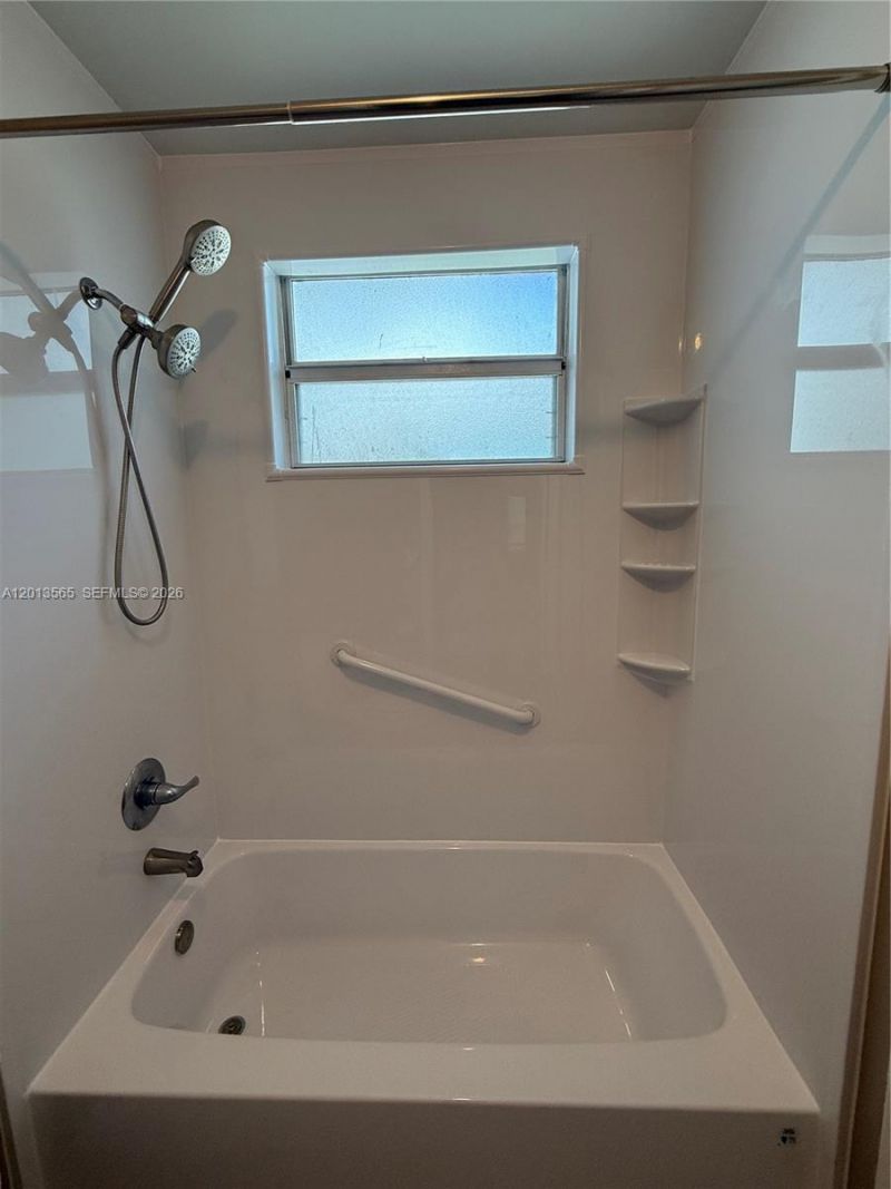 526 SW 113th Way, Unit 526, Pembroke Pines, FL 33025 Photo