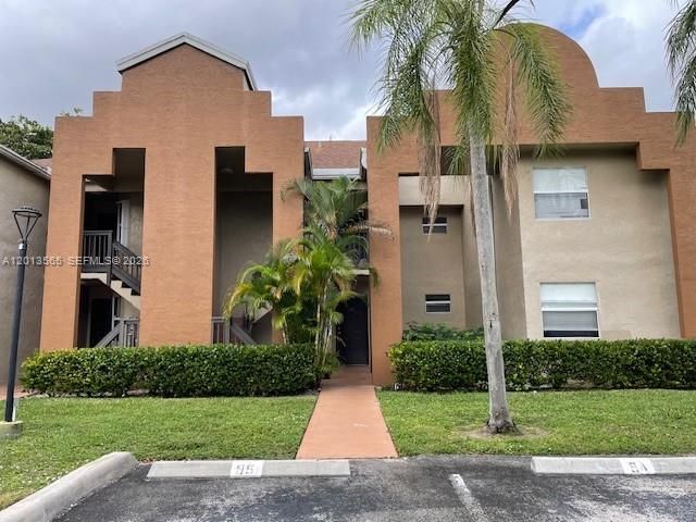 526 SW 113th Way, Unit 526, Pembroke Pines, FL 33025 Photo