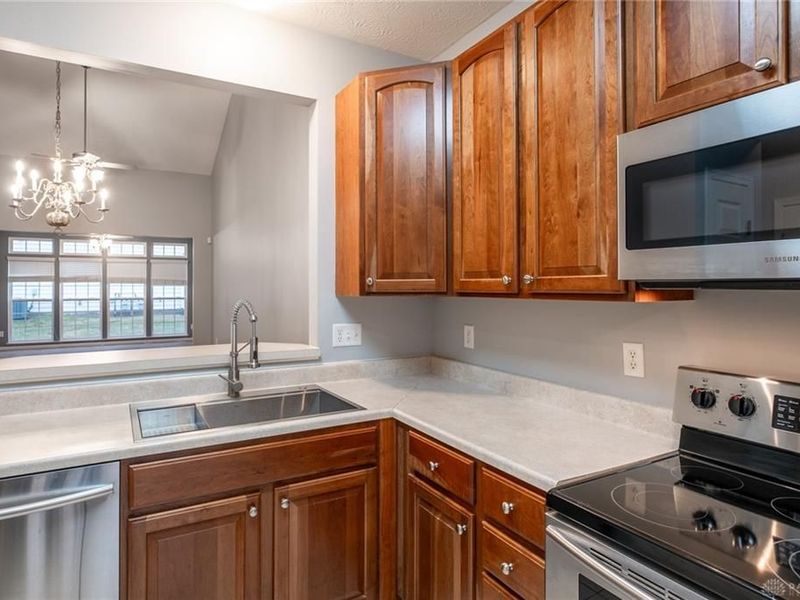 3821 Grant Avenue, Beavercreek, OH 45431 Photo 4