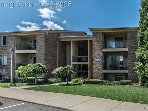 2605 GREENSTONE Boulevard, Auburn Hills, MI 48326