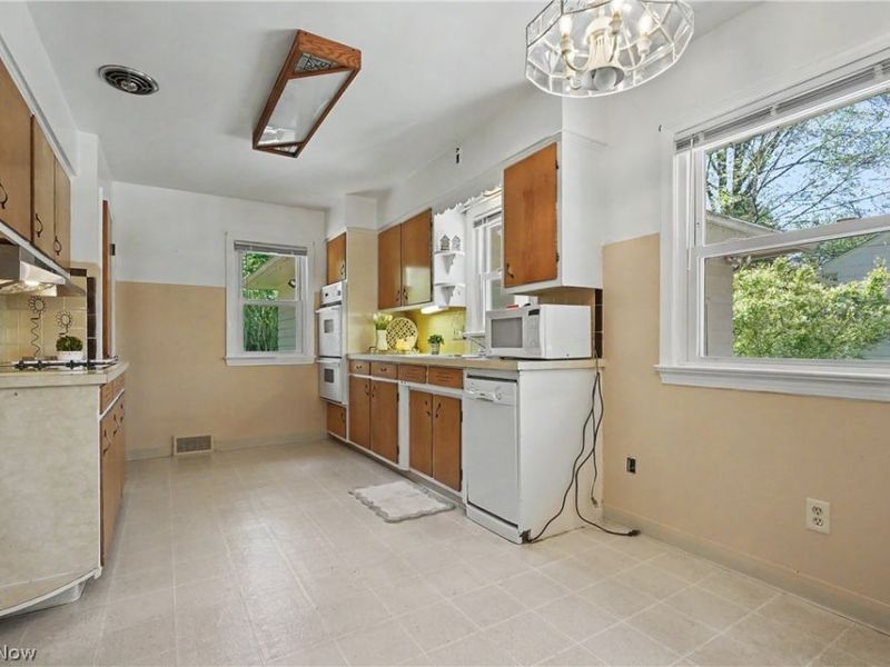 2471 19th Street, Cuyahoga Falls, OH 44223 Photo 18