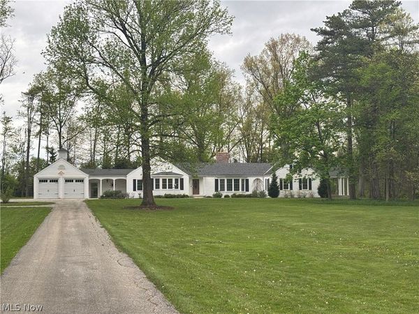 7050 Wilson Mills Road , Chesterland, OH 44026