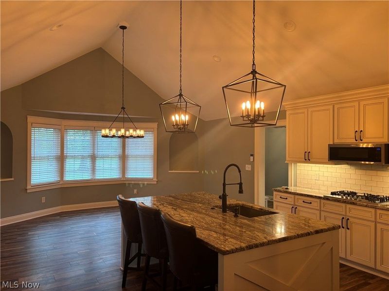 7050 Wilson Mills Road, Chesterland, OH 44026 Photo 10