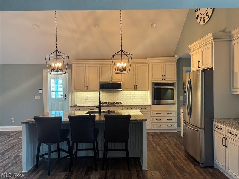7050 Wilson Mills Road, Chesterland, OH 44026 Photo 6