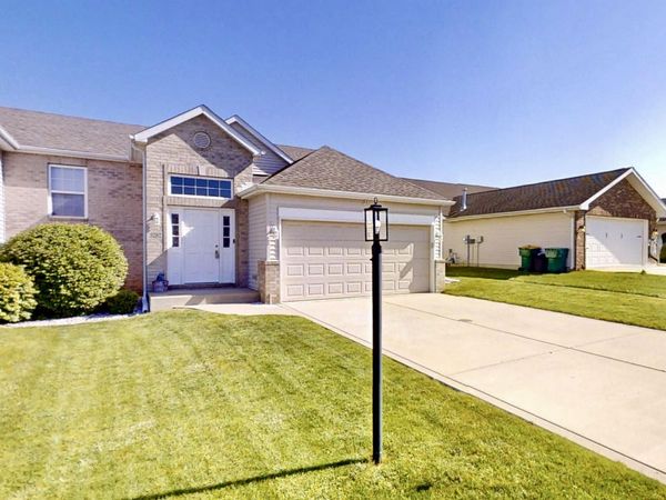 3782 W 70th Place , Merrillville, IN 46410