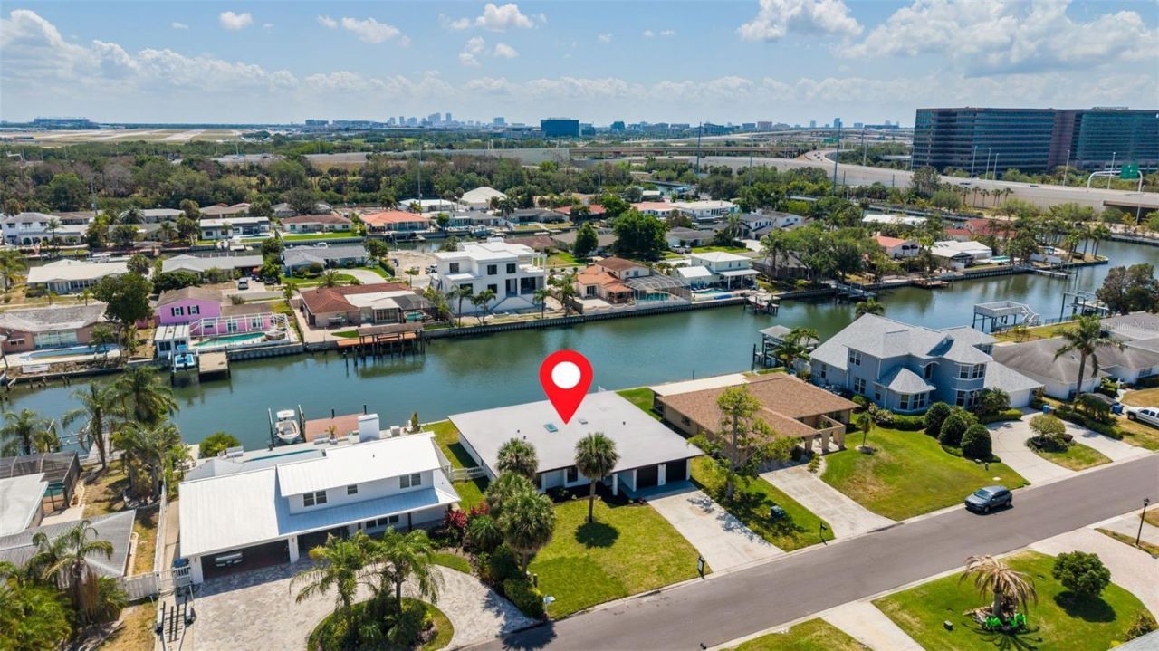 3917 E Eden Roc Circle, Tampa, FL 33634 Photo
