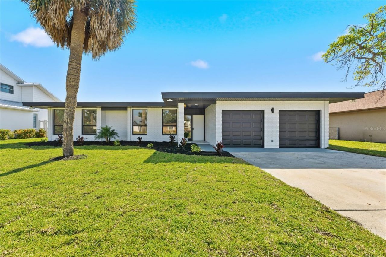 3917 E Eden Roc Circle, Tampa, FL 33634 Photo