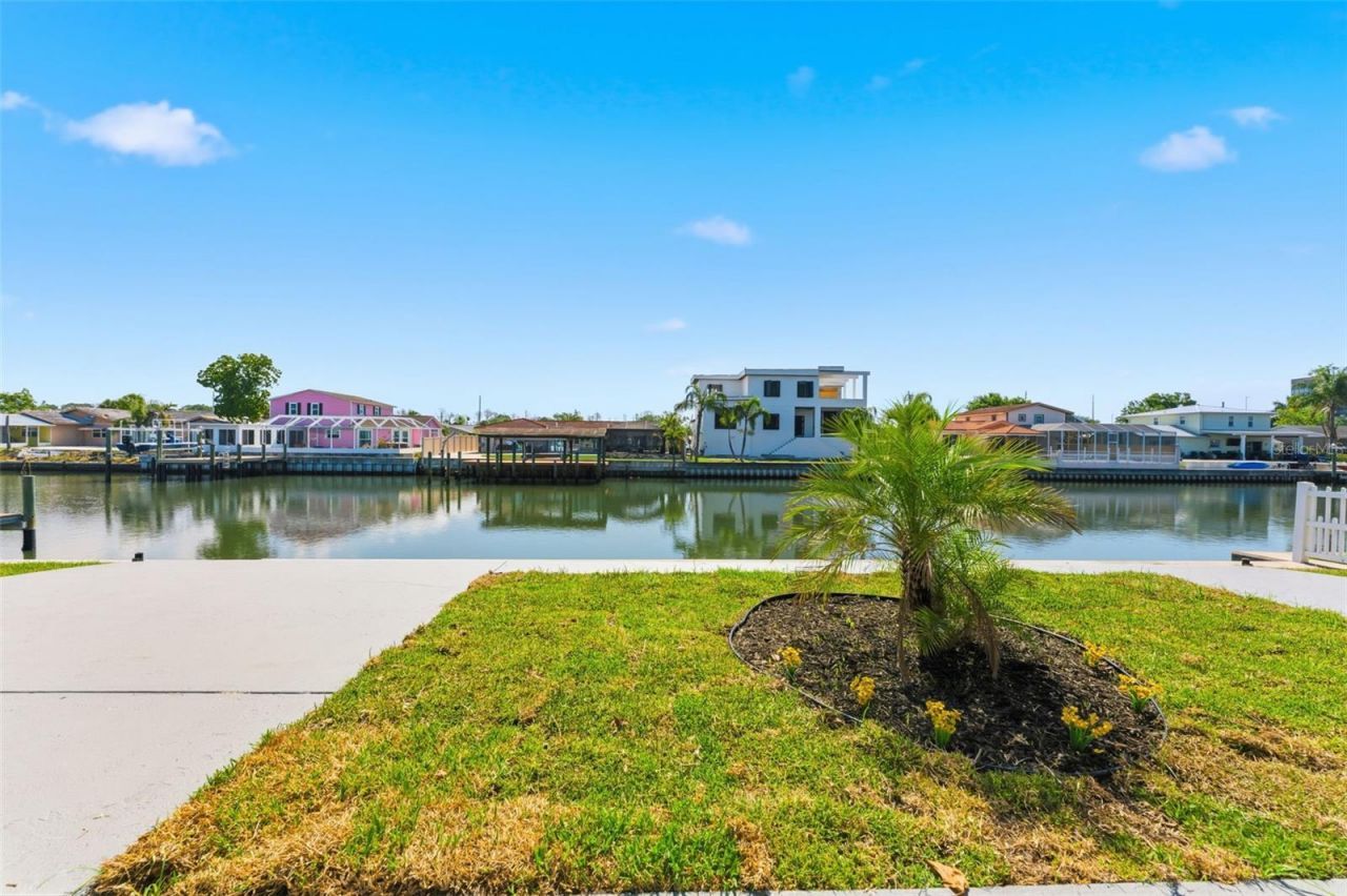 3917 E Eden Roc Circle, Tampa, FL 33634 Photo