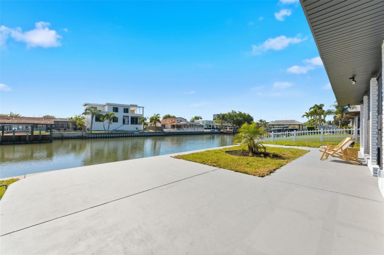 3917 E Eden Roc Circle, Tampa, FL 33634 Photo