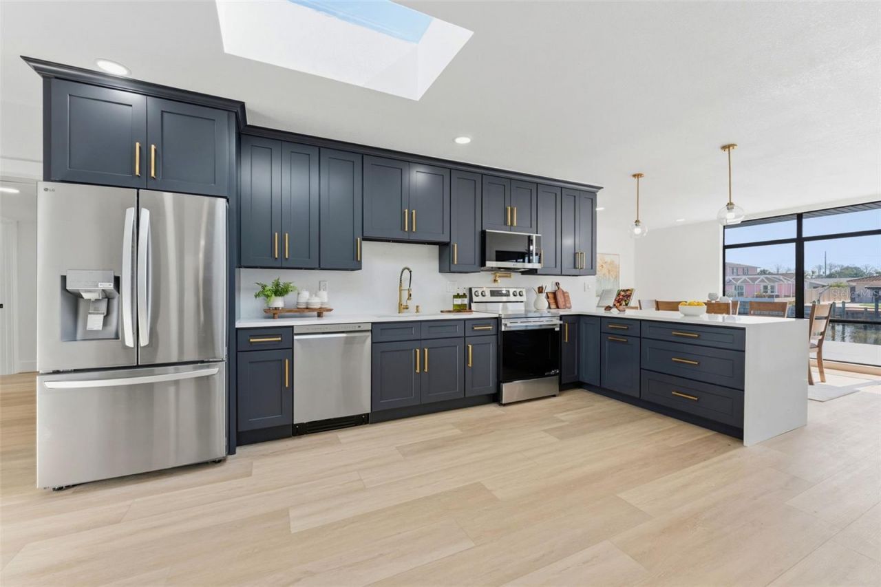 3917 E Eden Roc Circle, Tampa, FL 33634 Photo