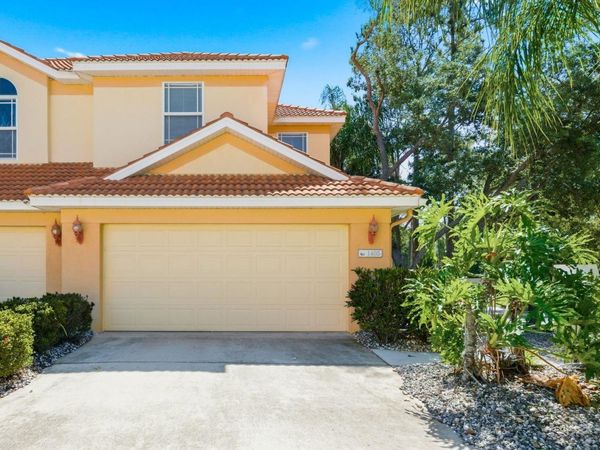 1405 RIDGE TERRACE , TARPON SPRINGS, FL 34689