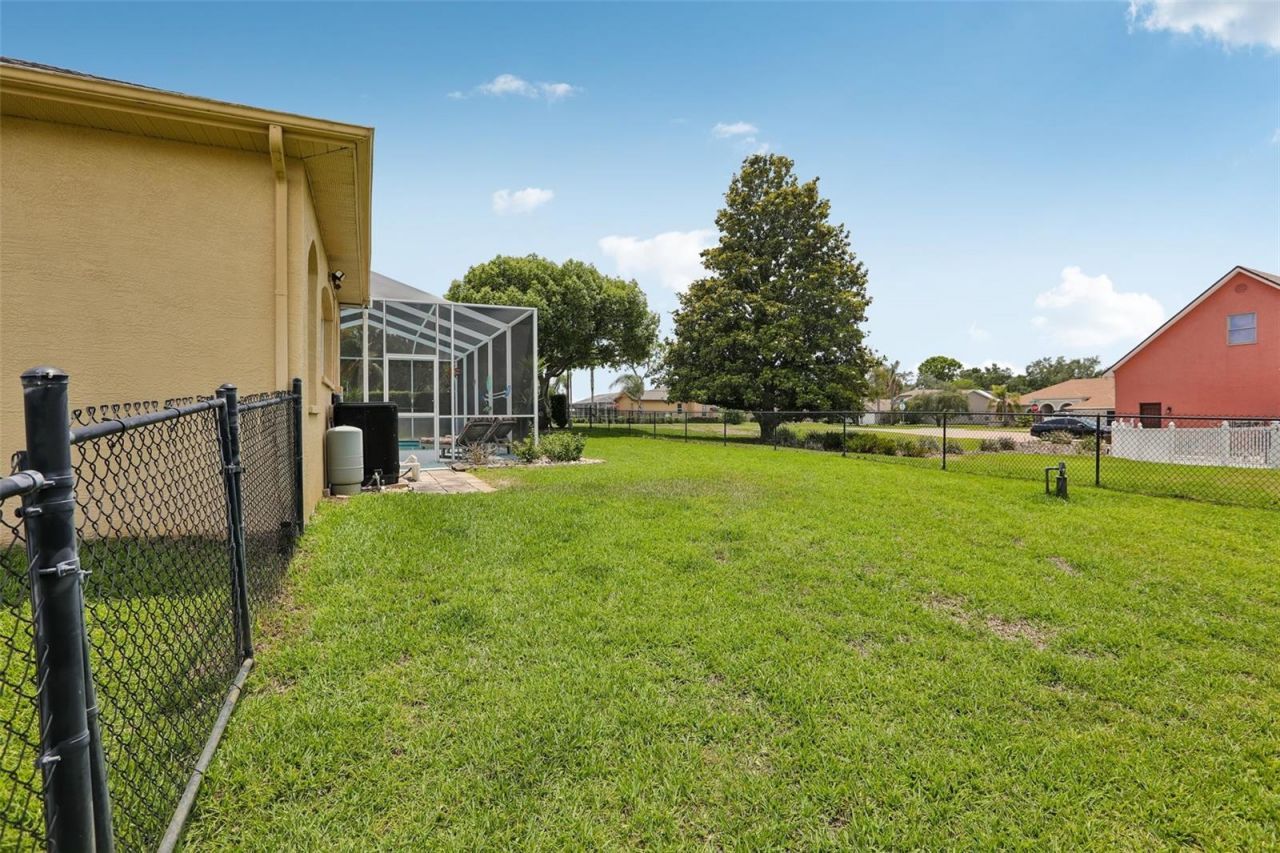 3542 Conifer Loop, Spring Hill, FL 34609 Photo