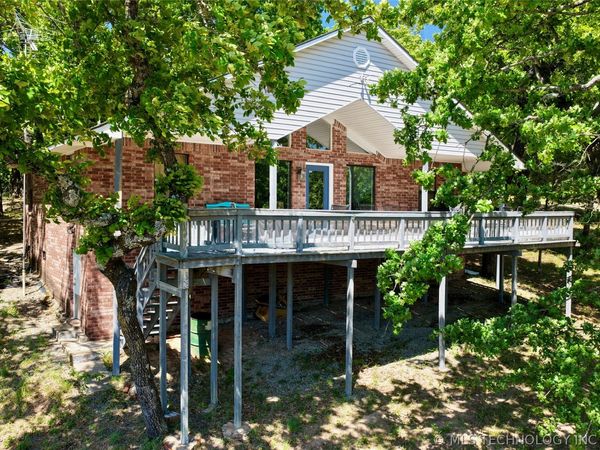 424808 E 1166 Road, Eufaula, OK 74432