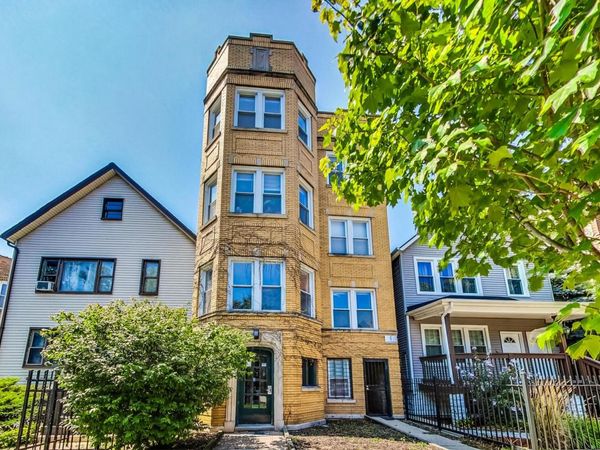 2444 N Campbell Avenue , Unit 3, Chicago, IL 60647