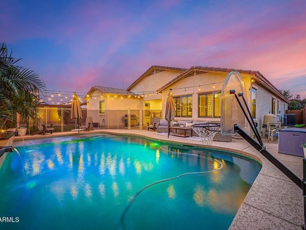 18538 W TURQUOISE Avenue, Waddell, AZ 85355